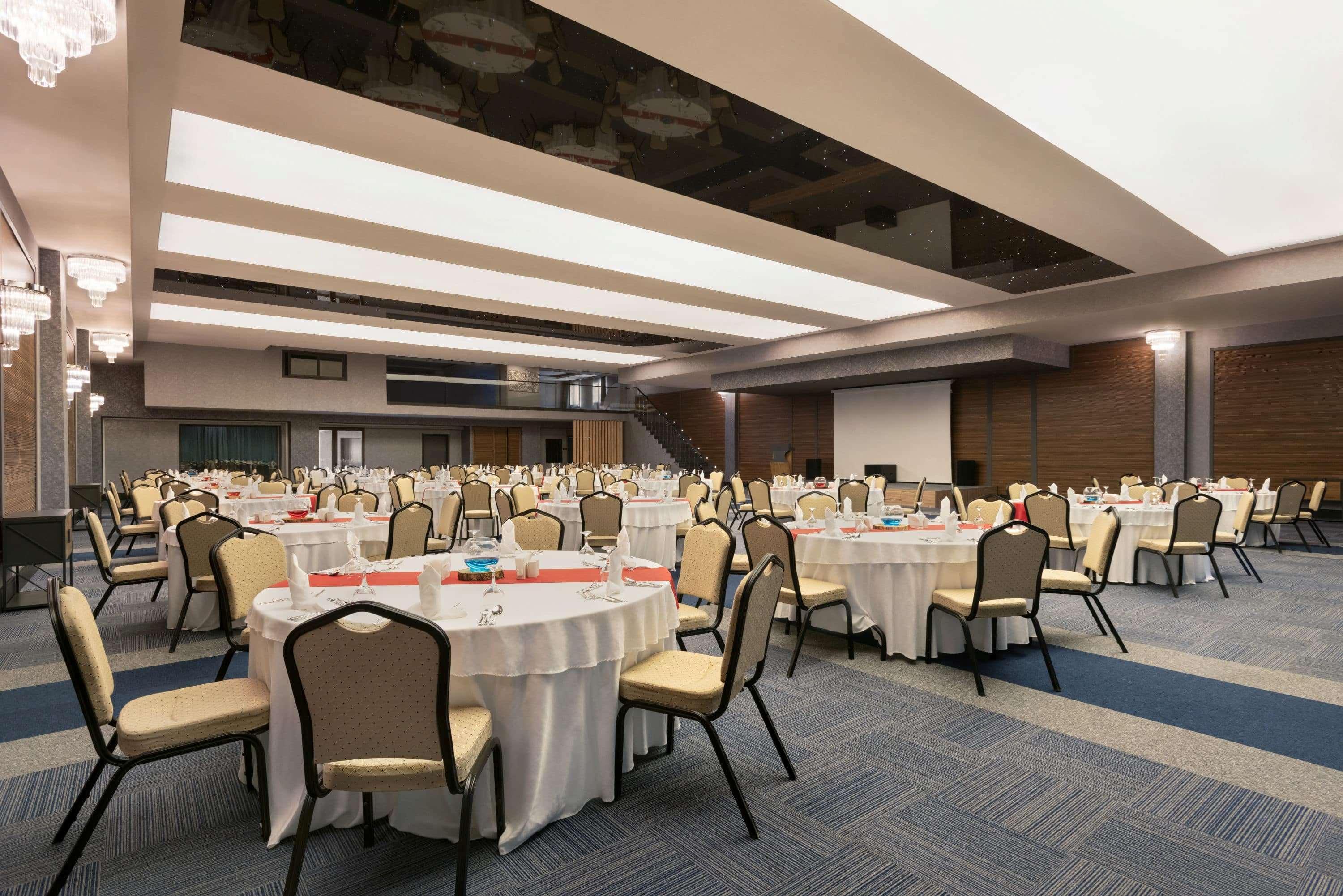 Hotel Ramada By Wyndham Tire Exterior foto